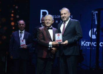 Quality of magazine’den gecemiz sponsorlarından Kayalar Holding’e teşekkür plaketi