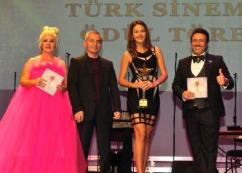 Yeşilçam’dan Bugüne Türk Sineması Ödül Töreni’nde ödüller sahiplerini buldu