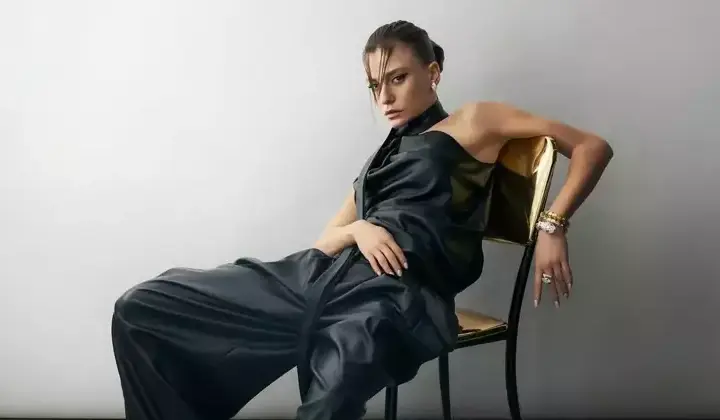 Serenay Sarıkaya’nın davet tarzı olay oldu