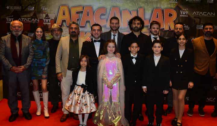 ‘Afacanlar Kampta’ filminin galası gerçekleşti 1 ‘Afacanlar Kampta’ filminin galası gerçekleşti