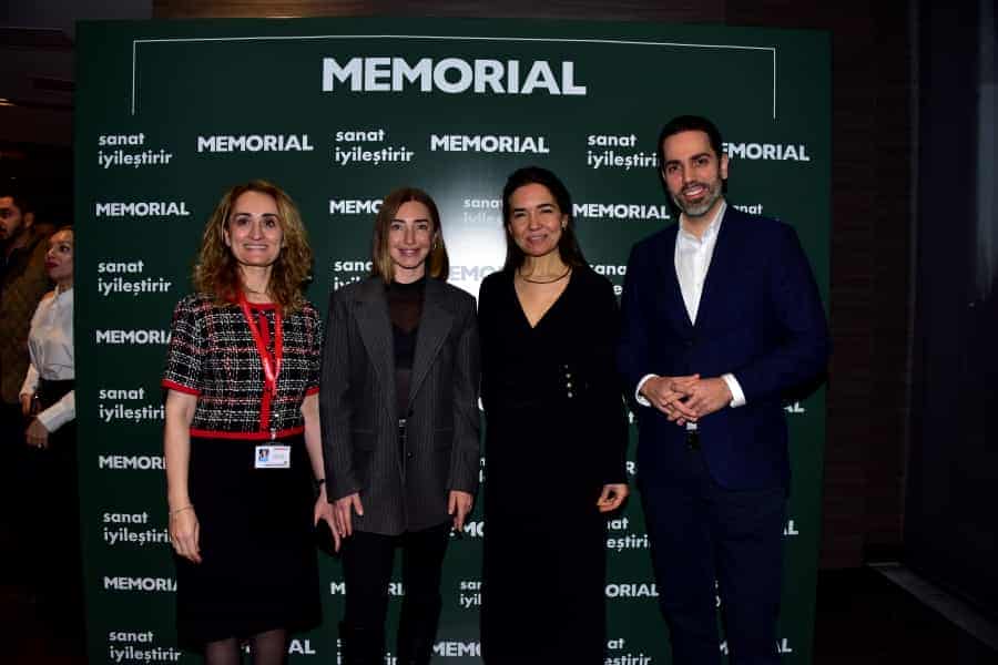 ‘Sanat İyileştirir’ sergisi, Memorial Bahçelievler Hastanesi Sanat Galerisi çatısı altında sanatseverlerle buluştu 2 memorial1 ‘Sanat İyileştirir’ sergisi, Memorial Bahçelievler Hastanesi Sanat Galerisi çatısı altında sanatseverlerle buluştu
