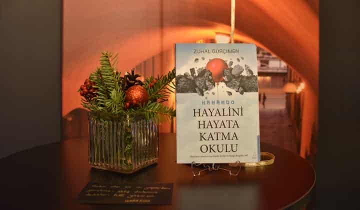 Zuhal Gürçimen’in yeni kitabı ‘Hayalini Hayata Katma Okulu’nun lansmanı gerçekleşti 1 Zuhal Gürçimen’in yeni kitabı ‘Hayalini Hayata Katma Okulu’nun lansmanı gerçekleşti