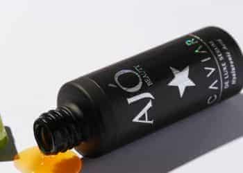Cildinizi yeniden keşfetmeniz için yepyeni bir lüks: Havyar Özlü Serum