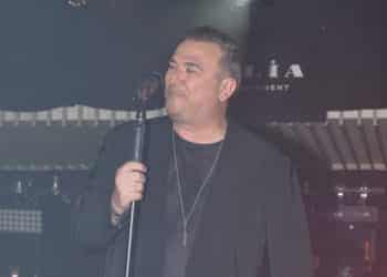 Antonis Remos, müzikseverlere İstanbul’da unutulmaz bir gece yaşattı