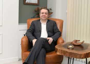 Enso Estetik ve Plastik Cerrahi Kliniği Kurucu Ortağı Prof. Dr. Uğur Anıl Bingöl başarılarla dolu hikayesini ve plastik cerrahi ile ilgili merak edilenleri Quality’e anlattı