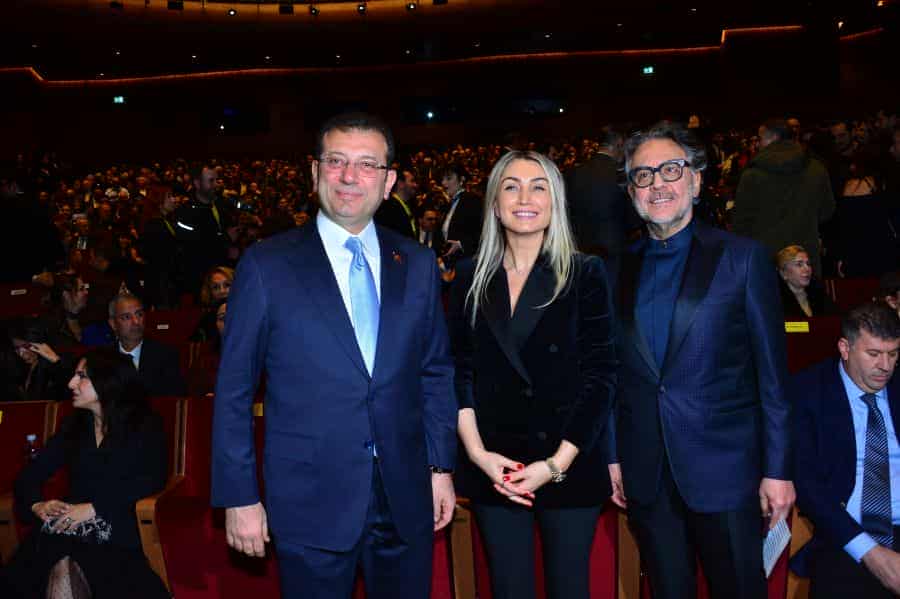 imamoglu Zaferin Rengi filminin galasında milli duygular tavan yaptı