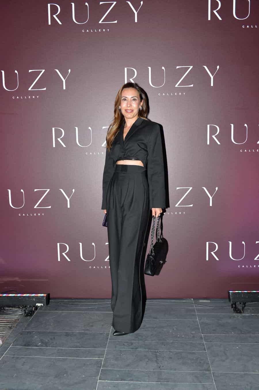 ozlem akkaya Çağdaş Sanat’ın İstanbul’daki yeni adresi Ruzy Gallery’ye görkemli açılış