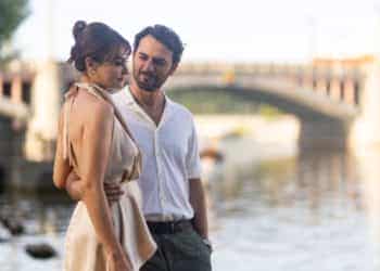 Birkan Sokullu ve Esra Bilgiç’in başrol oynadığı ‘Romantik Hırsız’ın fragmanı paylaşıldı