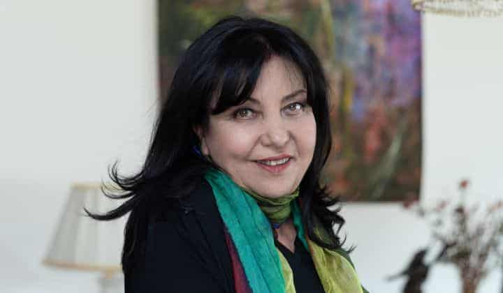 Tülin Kaynak’tan 'Umut Renkleri' Sergisi 1 Tülin Kaynak’tan ‘Umut Renkleri’ Sergisi