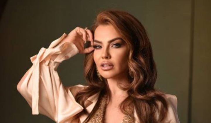Güzel şarkıcı Lara, 'Larabesk' ile iddialı geliyor 2 Güzel şarkıcı Lara, ‘Larabesk’ ile iddialı geliyor