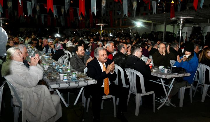 Beşiktaş Belediyesi geleneksel iftar etkinliği düzenledi 2 Beşiktaş Belediyesi geleneksel iftar etkinliği düzenledi