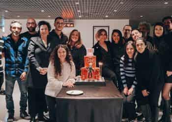 Zerrin Tekindor’un tek kişilik performansı ‘Toz’ 300. oyunu devirdi