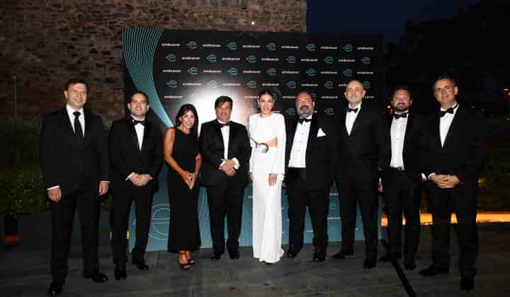 Girişimcilik ve iş dünyasının önde gelen isimleri Endeavor Türkiye Gala Gecesi’nde buluştu 1 Girişimcilik ve iş dünyasının önde gelen isimleri Endeavor Türkiye Gala Gecesi’nde buluştu