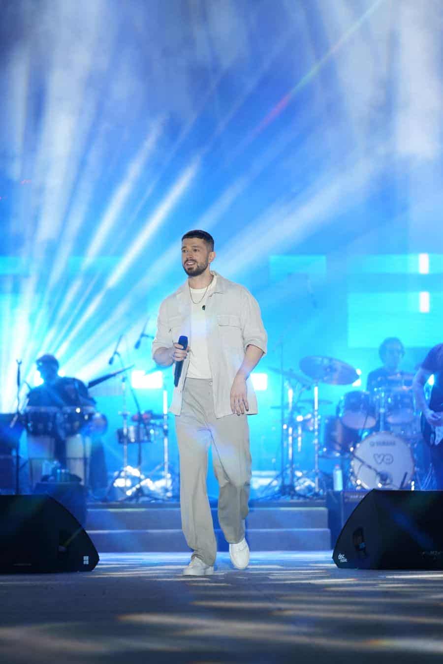 murat boz adana Murat Boz’un Adana konserine 300 bin kişi katıldı