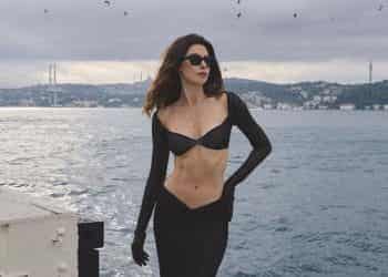 Nesrin Cavadzade’den gelen yorumlara bikinili yanıt