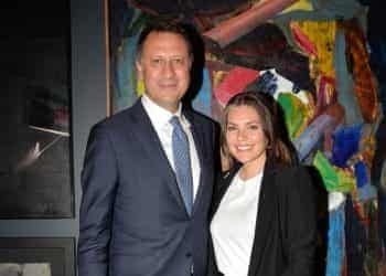 QNB Finansbank sanat eserleri koleksiyonu iş ve sanat dünyası ile buluştu