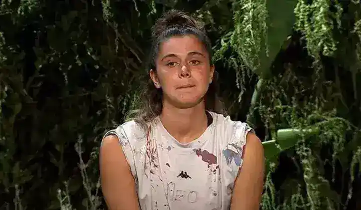 Dokunulmazlık oyununda mücadele eden Nefise talihsiz bir kaza geçirdi 2 Dokunulmazlık oyununda mücadele eden Nefise talihsiz bir kaza geçirdi
