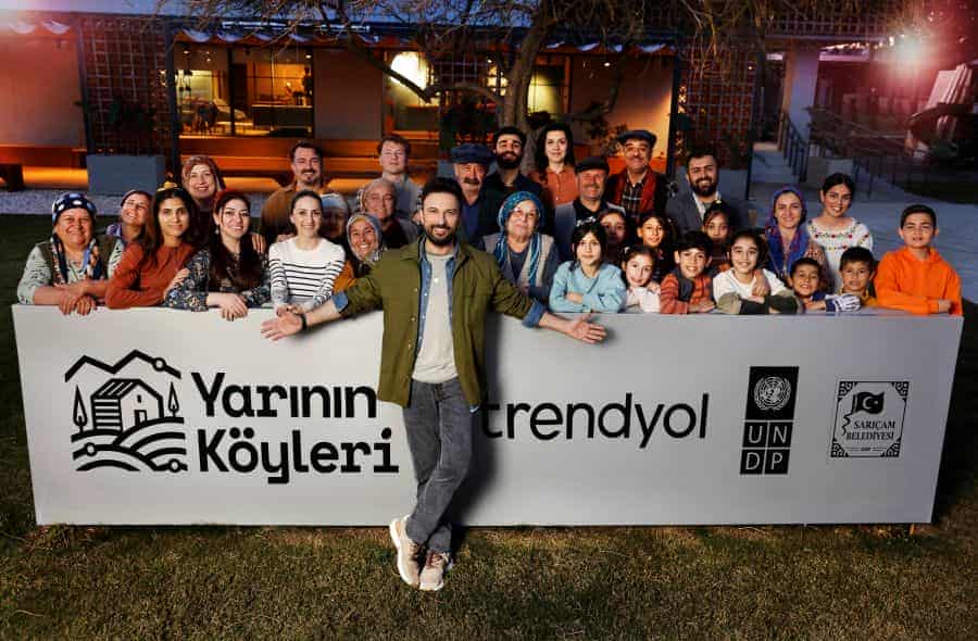 'Yarının Köyleri' projesinin ikinci reklam filmi megastar Tarkan’la Adana’da çekildi 3 tarkannnn1 'Yarının Köyleri' projesinin ikinci reklam filmi megastar Tarkan’la Adana’da çekildi