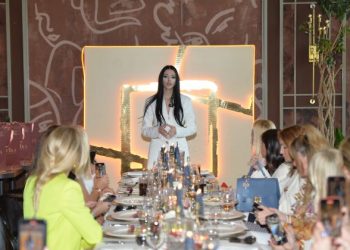 Güzelliğin yeni adresi Glowika Beauty Center’dan şık davet
