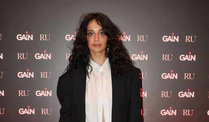 Beril Kayar, ‘Ru’ dizisinin özel gösteriminde bakışları üzerine çekti