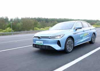 Chery ARRIZO 8 PHEV, 1463 kilometrelik menziliyle olduğu kadar, yüksek konforuyla da sınıfı geçti