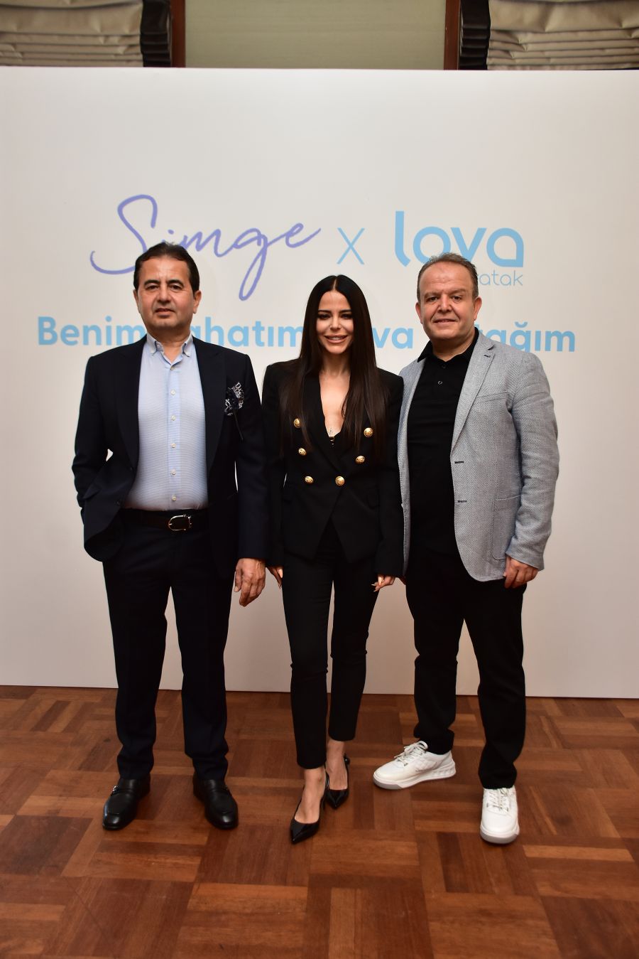 Lova Yatak’ın yeni marka yüzü Simge oldu 2 ismaildogan simge Lova Yatak’ın yeni marka yüzü Simge oldu