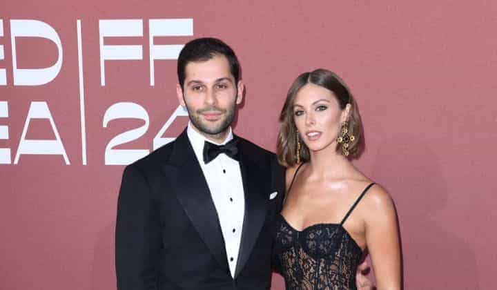 En küçük Sabancı Kerim Sabancı, Deren'den sonra aşkı Carmella Rose'da buldu 3 En küçük Sabancı Kerim Sabancı, Deren’den sonra aşkı Carmella Rose’da buldu