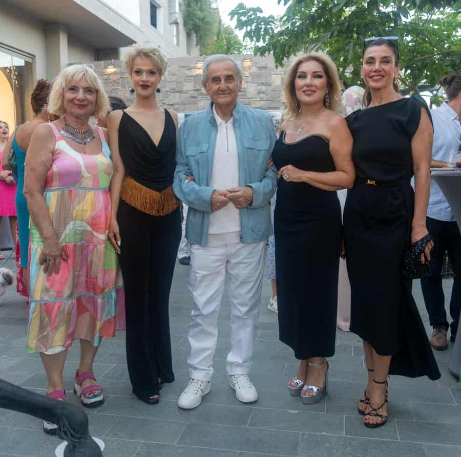 1718540329 Neslihan zkan K ymet Giray Devrim Erbil Gaye Donay G k e Bahad r Devrim Erbil ‘Yatay Derinlik' sergisi MAJİ Art Gallery'de kapılarını açtı