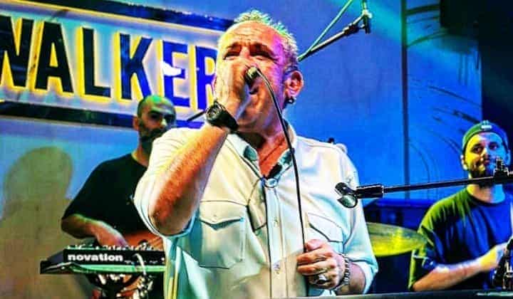Barış Yıldırım, işinin yanı sıra sahne performansıyla da dikkat çekiyor 1 Barış Yıldırım, işinin yanı sıra sahne performansıyla da dikkat çekiyor