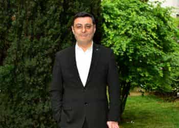 Ak Parti İstanbul Milletvekili ve 28. Dönem Güvenlik ve İstihbarat Komisyonu Başkanvekili olarak görevini sürdüren Serkan Bayram gelecek projelerini Quality’e anlattı