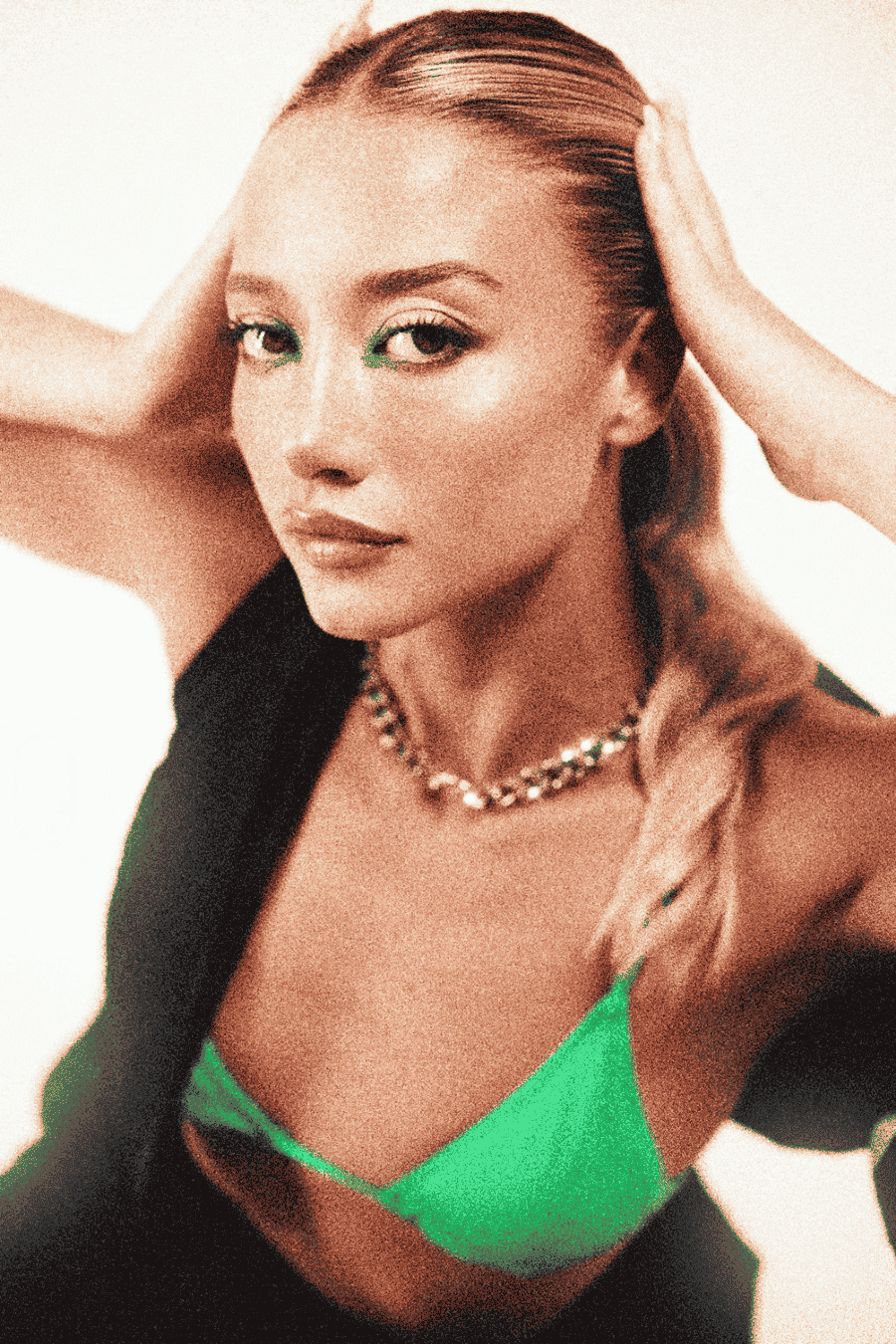 Aleyna Kalaycıoğlu'ndan 'Oh Baby' çok yakında 3 aleynak Aleyna Kalaycıoğlu'ndan 'Oh Baby' çok yakında