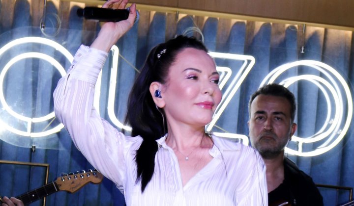 Sibel Alaş'tan yeni şarkı sürprizi 1 Sibel Alaş’tan yeni şarkı sürprizi