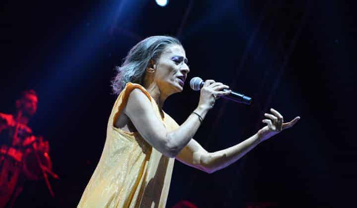 Yıldız Tilbe’den hayranlarına yeni şarkı sürprizi