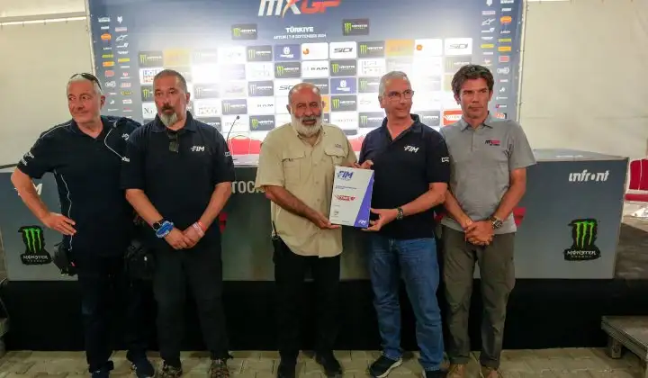 Türkiye Motosiklet Federasyonu (TMF), FIM Turizm Komisyonu tarafından Spor Turizmi Onur Ödülü'ne layık görüldü 1 Türkiye Motosiklet Federasyonu (TMF), FIM Turizm Komisyonu tarafından Spor Turizmi Onur Ödülü’ne layık görüldü