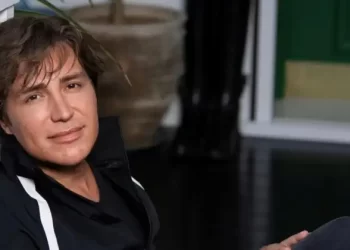 Tamer Gürsoy ve Esma Er’den ‘Ayrılmayalım’