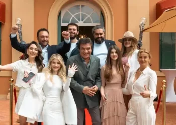 Dünyada ‘Damat’ şıklığına ilgi büyüyor