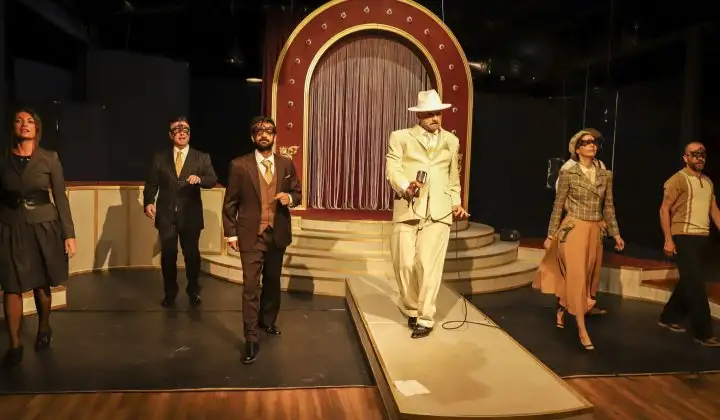 Teatro Rudius, yeni sezonu 'Bayanlar Baylar Dario Moreno' oyunuyla açıyor 2 Teatro Rudius, yeni sezonu ‘Bayanlar Baylar Dario Moreno’ oyunuyla açıyor