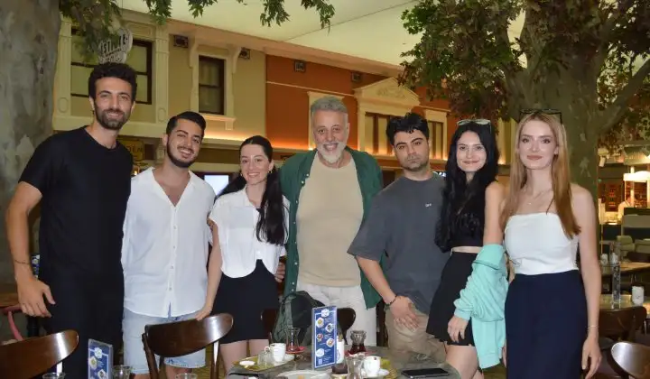 Hamdi Alkan öğrencileriyle buluştu 1 Hamdi Alkan öğrencileriyle buluştu
