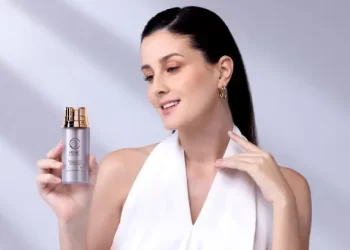Physio Radiance Firming & Lifting Double Serum ile gençleşin