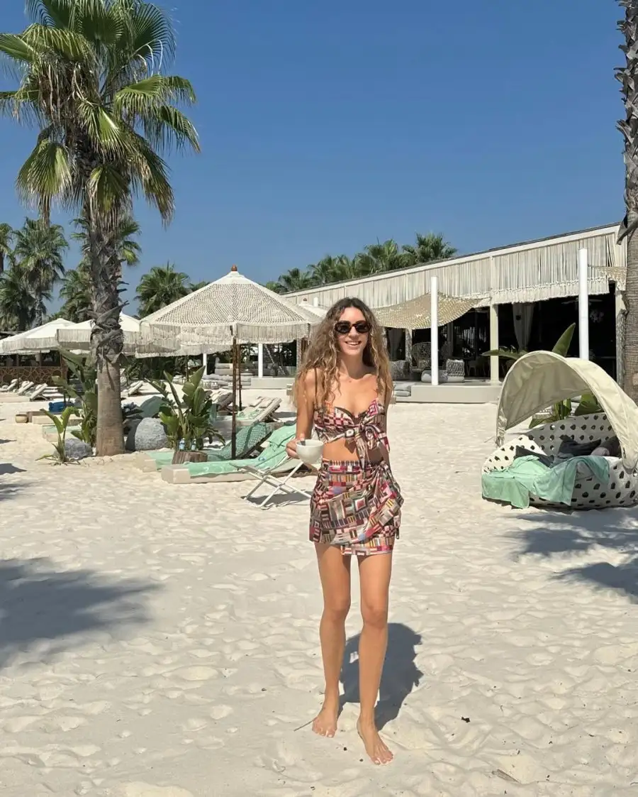 Tatil pozlarına beğeni yağmuru 5 sinem kobal tatil2 Tatil pozlarına beğeni yağmuru