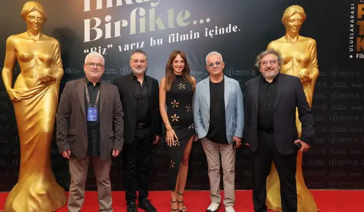 ‘Takıntılar’ın galası Altın Portakal Film Festivali’nde gerçekleşti