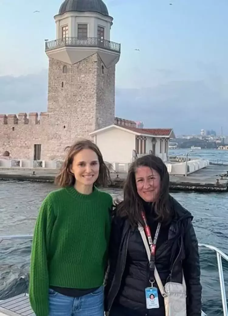 Natalie Portman İstanbul'da 4 67223b541b210757dd95fe27 Natalie Portman İstanbul'da