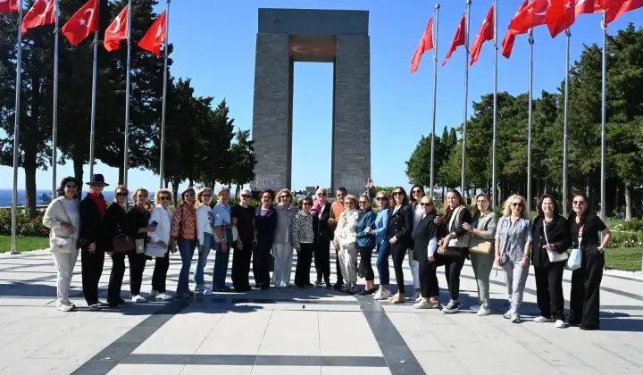 İş ve cemiyet hayatının önde gelen isimlerinden Çanakkale turu 2 İş ve cemiyet hayatının önde gelen isimlerinden Çanakkale turu