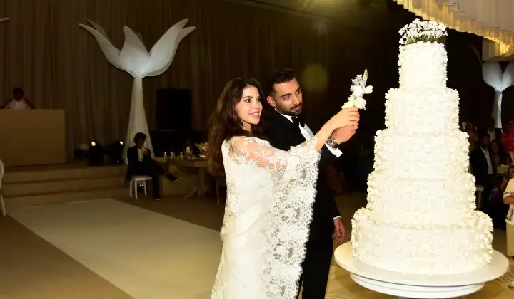 Dilara Şaşmaz ile Jibran Jakhura dillere destan bir düğünle mutluluğa 'evet' dedi 3 Dilara Şaşmaz ile Jibran Jakhura dillere destan bir düğünle mutluluğa ‘evet’ dedi