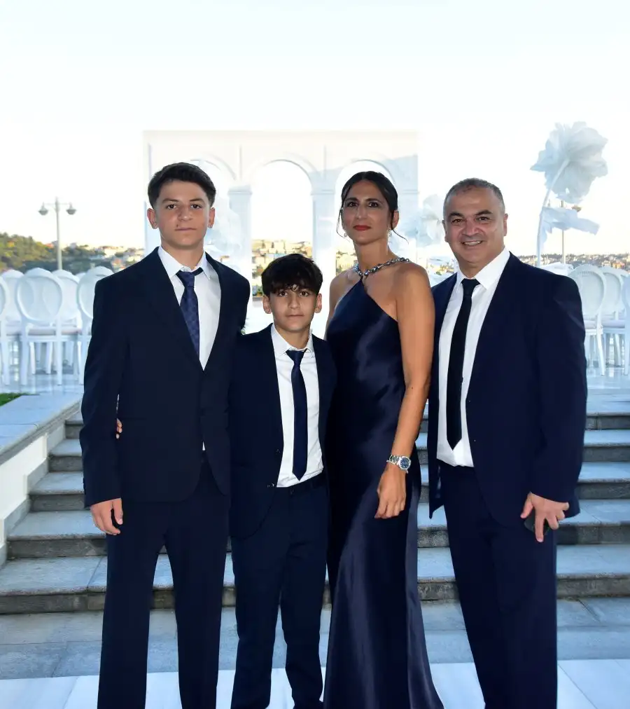 Dilara Şaşmaz ile Jibran Jakhura dillere destan bir düğünle mutluluğa 'evet' dedi 9 dilara sasmaz dugun2 Dilara Şaşmaz ile Jibran Jakhura dillere destan bir düğünle mutluluğa 'evet' dedi
