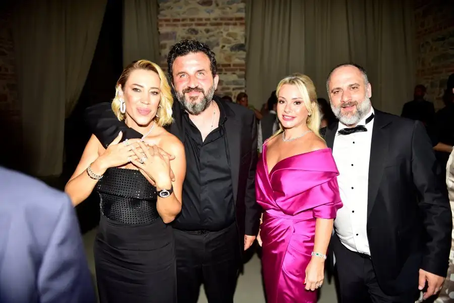 Genç iş insanı Emirhan Yeterler ve İspanyol aşkı Conchita rüya gibi bir düğünle evlendi 23 emirhan maria dugun16 Genç iş insanı Emirhan Yeterler ve İspanyol aşkı Conchita rüya gibi bir düğünle evlendi