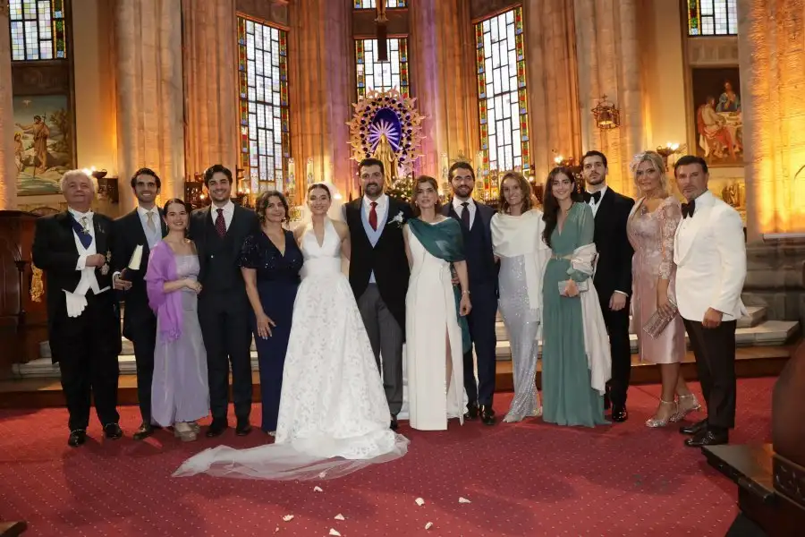 Genç iş insanı Emirhan Yeterler ve İspanyol aşkı Conchita rüya gibi bir düğünle evlendi 9 emirhan maria dugun2 Genç iş insanı Emirhan Yeterler ve İspanyol aşkı Conchita rüya gibi bir düğünle evlendi