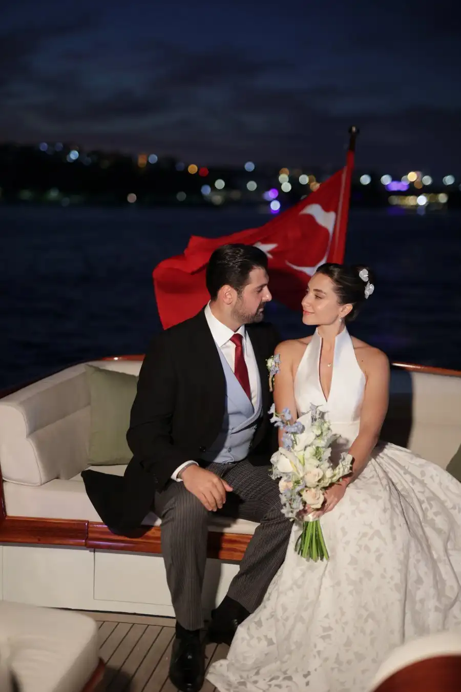 Genç iş insanı Emirhan Yeterler ve İspanyol aşkı Conchita rüya gibi bir düğünle evlendi 8 emirhan maria dugun3 Genç iş insanı Emirhan Yeterler ve İspanyol aşkı Conchita rüya gibi bir düğünle evlendi