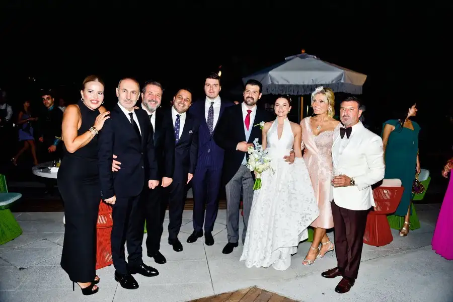 Genç iş insanı Emirhan Yeterler ve İspanyol aşkı Conchita rüya gibi bir düğünle evlendi 12 emirhan maria dugun6 Genç iş insanı Emirhan Yeterler ve İspanyol aşkı Conchita rüya gibi bir düğünle evlendi