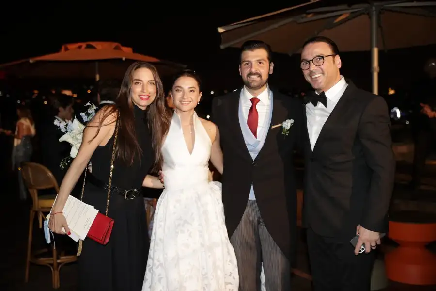 Genç iş insanı Emirhan Yeterler ve İspanyol aşkı Conchita rüya gibi bir düğünle evlendi 14 emirhan maria dugun8 Genç iş insanı Emirhan Yeterler ve İspanyol aşkı Conchita rüya gibi bir düğünle evlendi